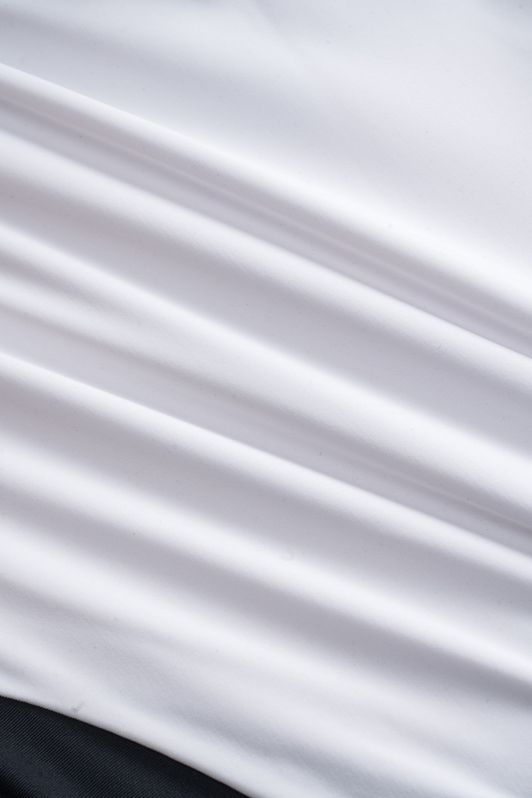 Monochrome Elegance Tek Parça Mayo